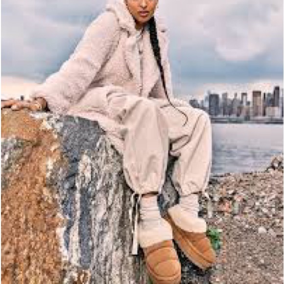 UGG Tazzlita Slippers Chestnut 7 NEW in Box - Picture 11 of 12